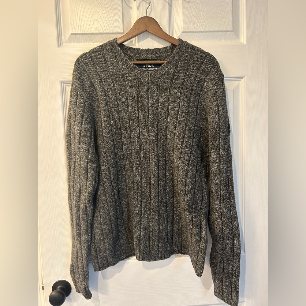 Abercrombie & Fitch Men’s Wool Sweater